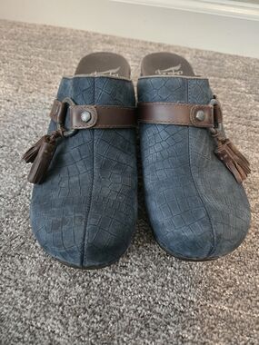 Dansko Navy Croc-Embossed SlipOn Mules Brown Tassel Strap Womens US 10.5 Euro 41